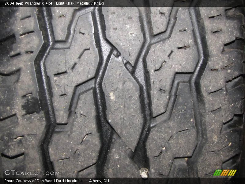 Light Khaki Metallic / Khaki 2004 Jeep Wrangler X 4x4