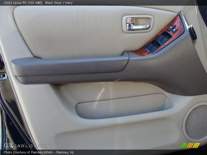Black Onyx / Ivory 2001 Lexus RX 300 AWD