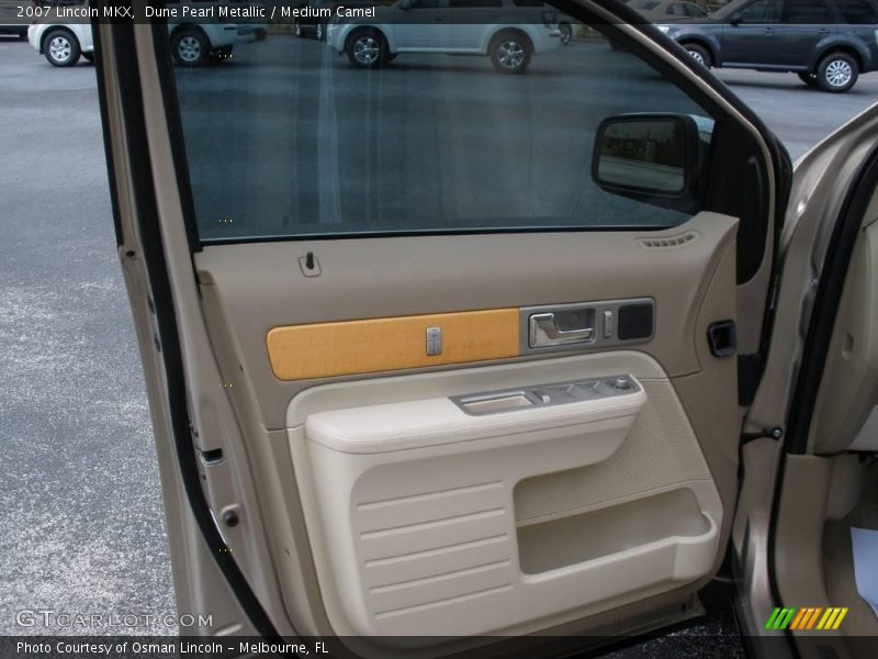 Dune Pearl Metallic / Medium Camel 2007 Lincoln MKX