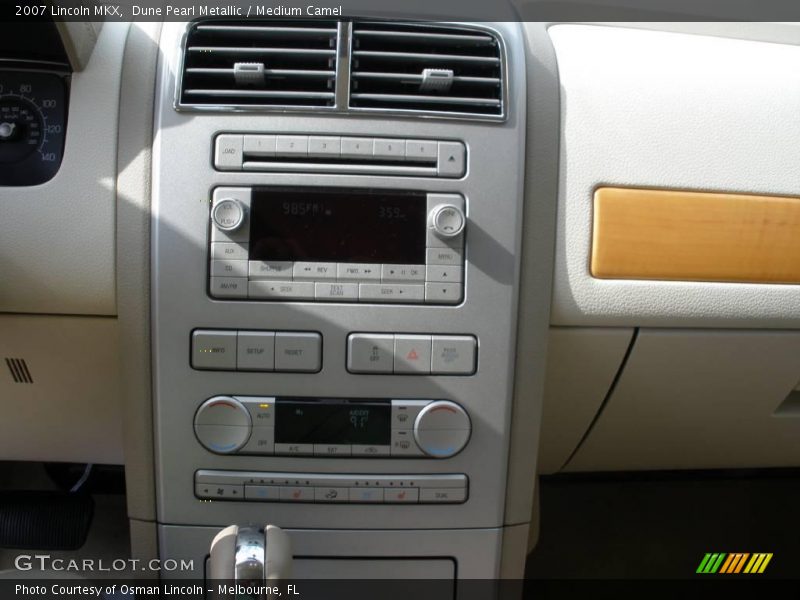 Dune Pearl Metallic / Medium Camel 2007 Lincoln MKX