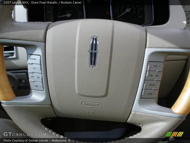 Dune Pearl Metallic / Medium Camel 2007 Lincoln MKX