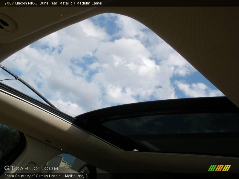 Dune Pearl Metallic / Medium Camel 2007 Lincoln MKX