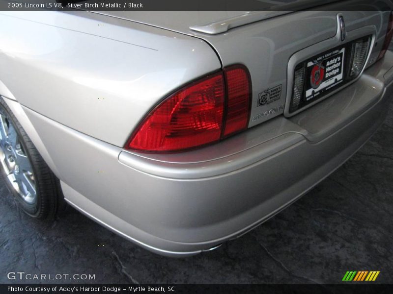 Silver Birch Metallic / Black 2005 Lincoln LS V8