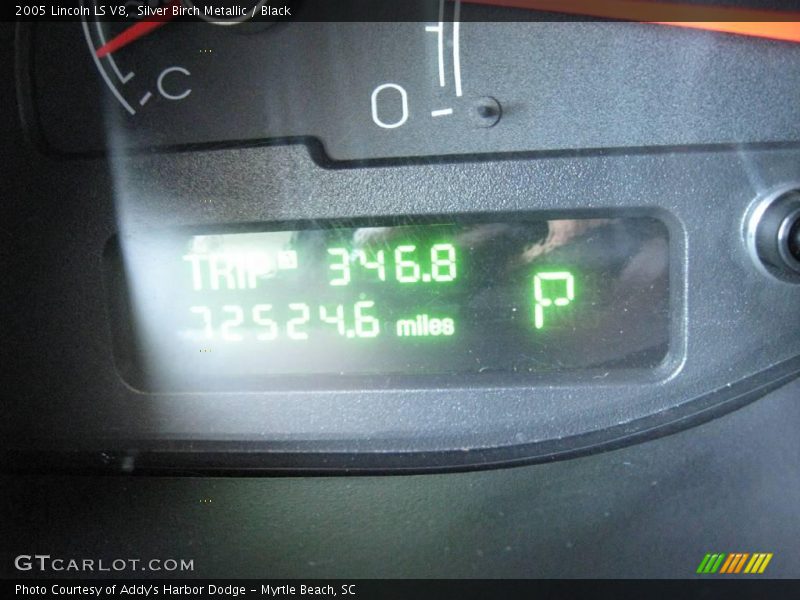Silver Birch Metallic / Black 2005 Lincoln LS V8