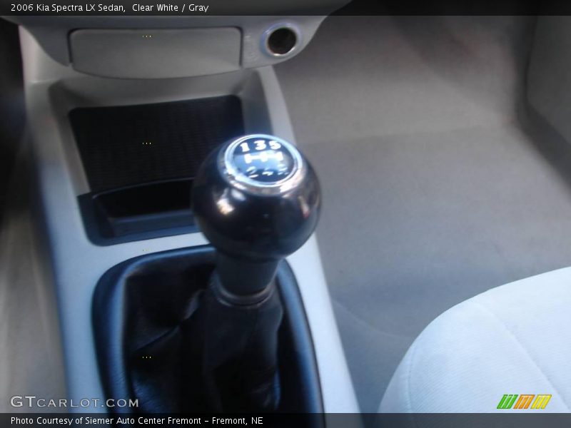 Clear White / Gray 2006 Kia Spectra LX Sedan