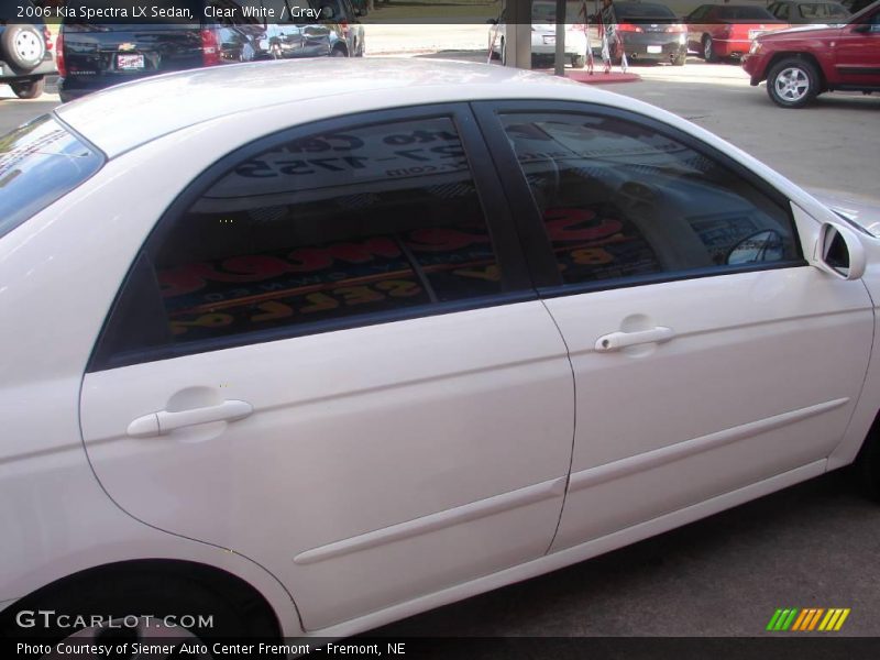Clear White / Gray 2006 Kia Spectra LX Sedan