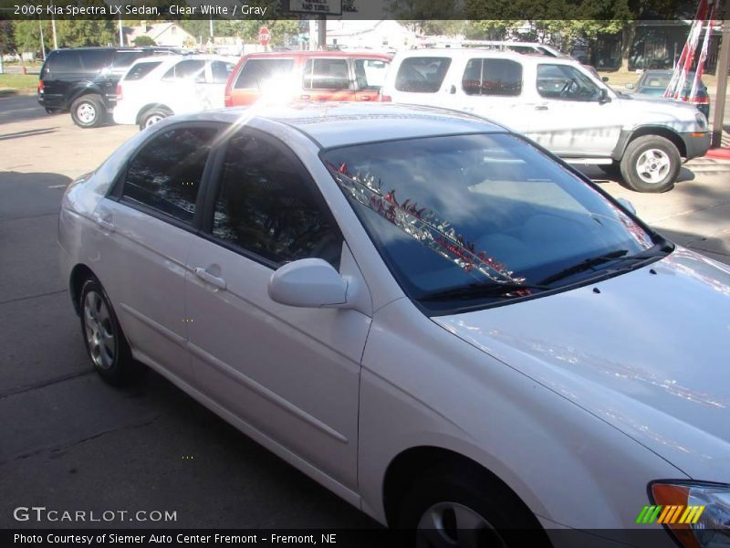 Clear White / Gray 2006 Kia Spectra LX Sedan