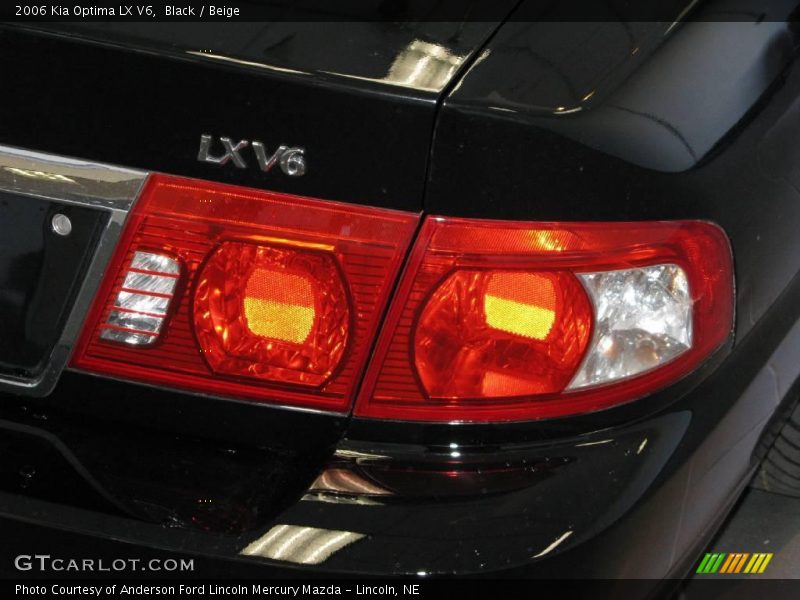 Black / Beige 2006 Kia Optima LX V6