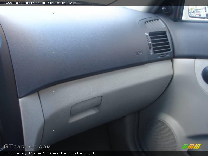 Clear White / Gray 2006 Kia Spectra LX Sedan