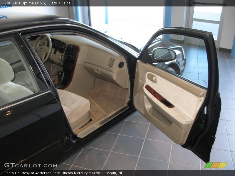 Black / Beige 2006 Kia Optima LX V6