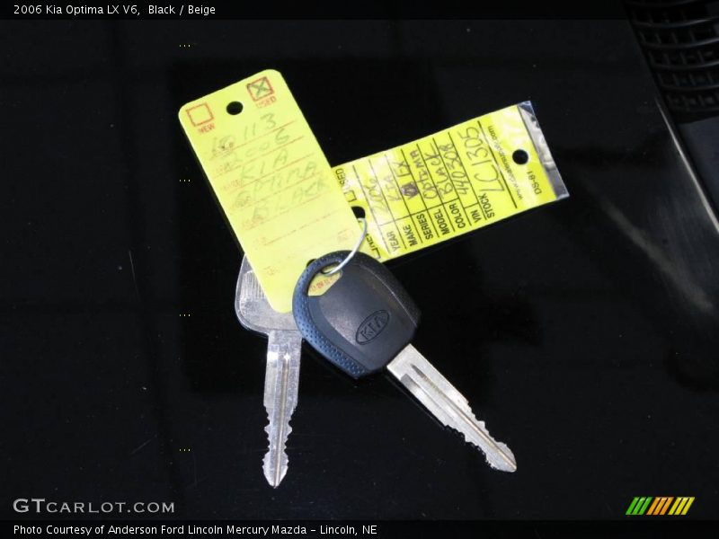 Black / Beige 2006 Kia Optima LX V6