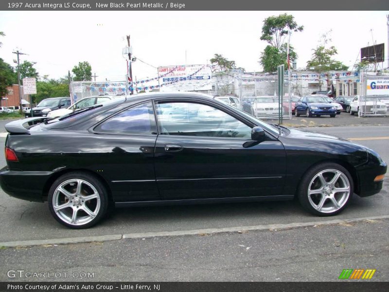 New Black Pearl Metallic / Beige 1997 Acura Integra LS Coupe