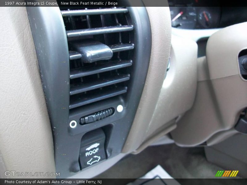 New Black Pearl Metallic / Beige 1997 Acura Integra LS Coupe