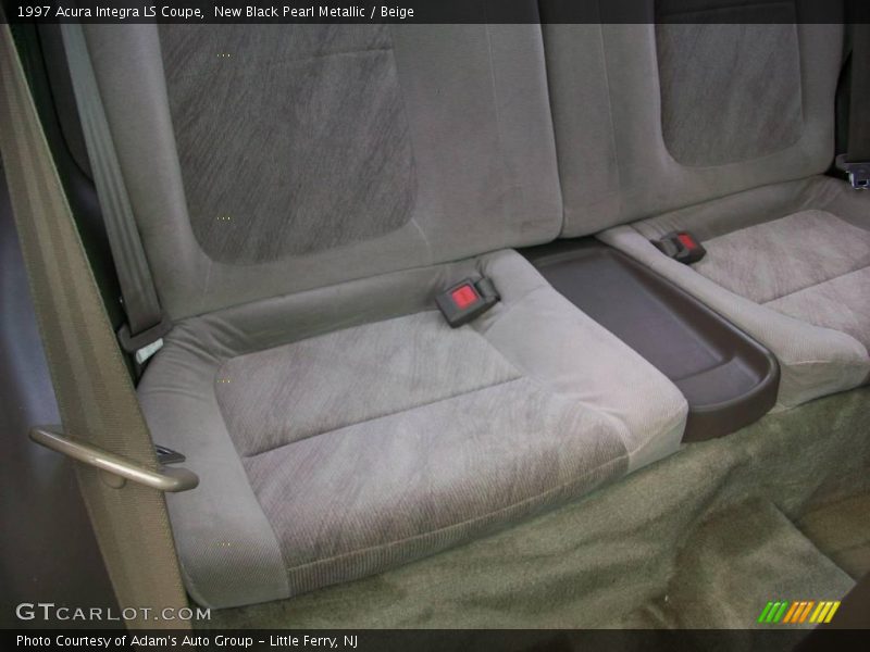 New Black Pearl Metallic / Beige 1997 Acura Integra LS Coupe