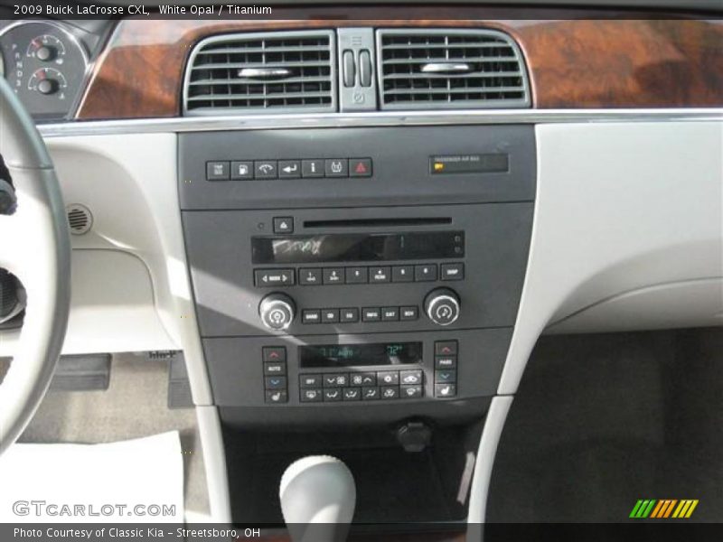 White Opal / Titanium 2009 Buick LaCrosse CXL