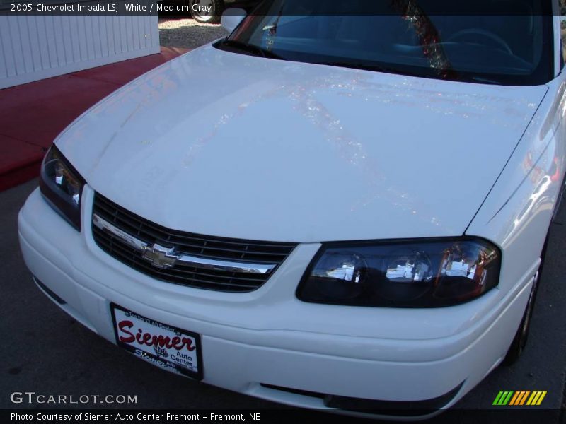 White / Medium Gray 2005 Chevrolet Impala LS