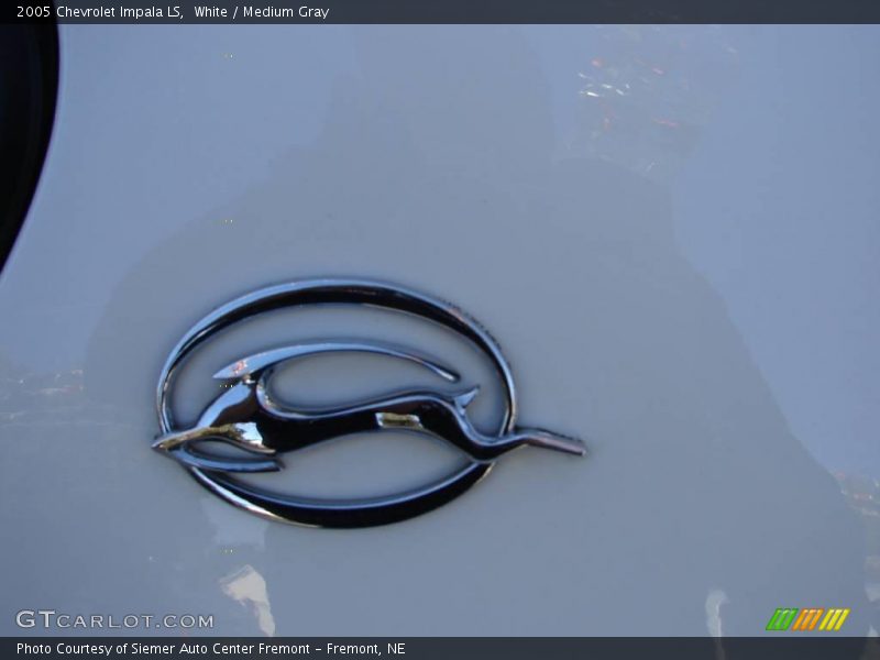 White / Medium Gray 2005 Chevrolet Impala LS