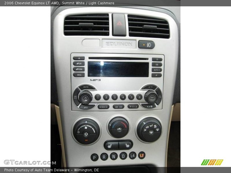 Summit White / Light Cashmere 2006 Chevrolet Equinox LT AWD