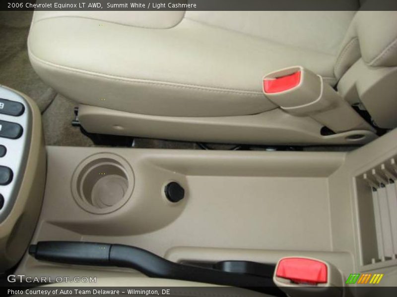 Summit White / Light Cashmere 2006 Chevrolet Equinox LT AWD