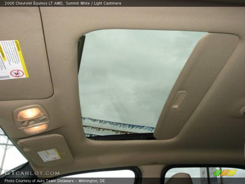 Summit White / Light Cashmere 2006 Chevrolet Equinox LT AWD