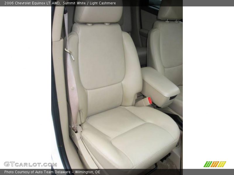 Summit White / Light Cashmere 2006 Chevrolet Equinox LT AWD
