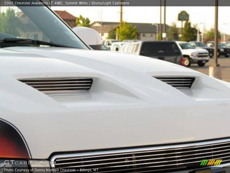 Summit White / Ebony/Light Cashmere 2007 Chevrolet Avalanche LT 4WD