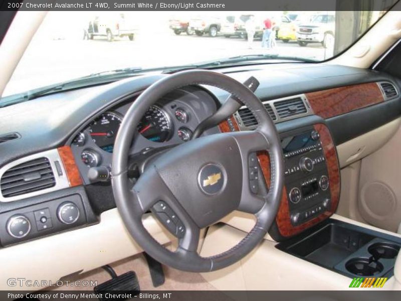 Summit White / Ebony/Light Cashmere 2007 Chevrolet Avalanche LT 4WD