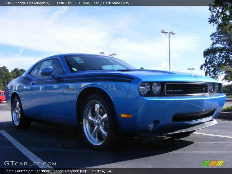 B5 Blue Pearl Coat / Dark Slate Gray 2009 Dodge Challenger R/T Classic