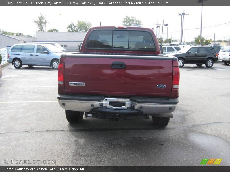 Dark Toreador Red Metallic / Medium Flint 2005 Ford F250 Super Duty Lariat FX4 Crew Cab 4x4