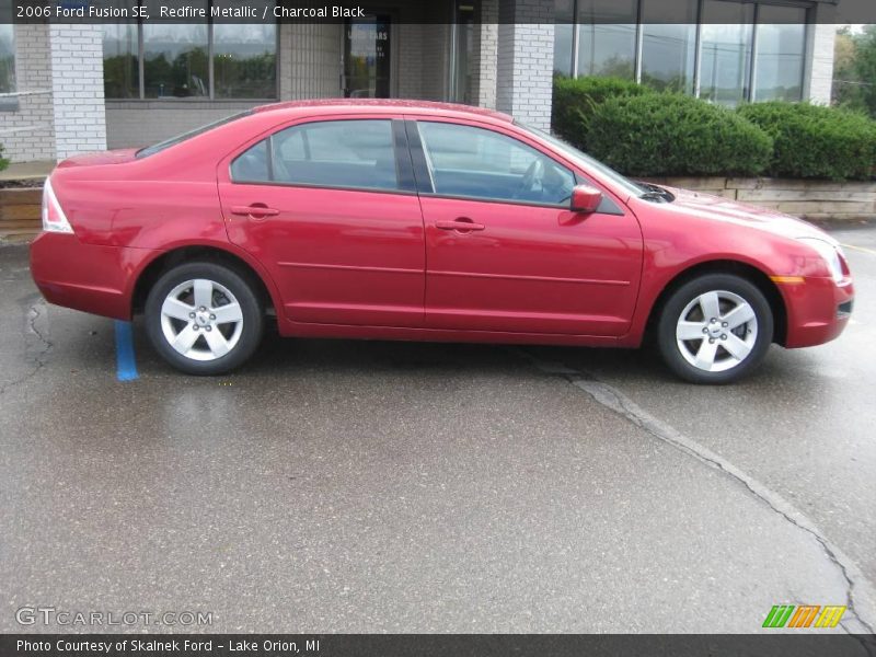 Redfire Metallic / Charcoal Black 2006 Ford Fusion SE