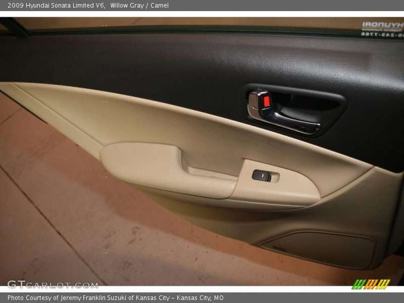 Willow Gray / Camel 2009 Hyundai Sonata Limited V6