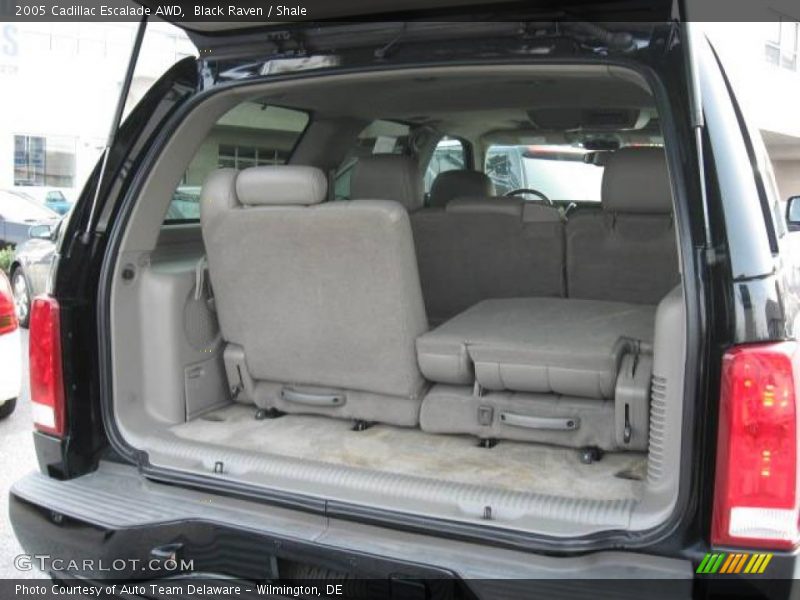 Black Raven / Shale 2005 Cadillac Escalade AWD