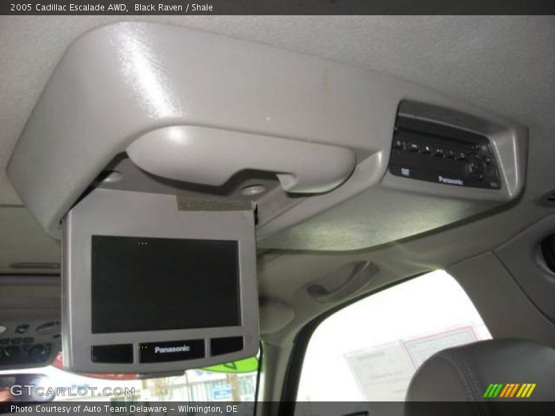 Black Raven / Shale 2005 Cadillac Escalade AWD