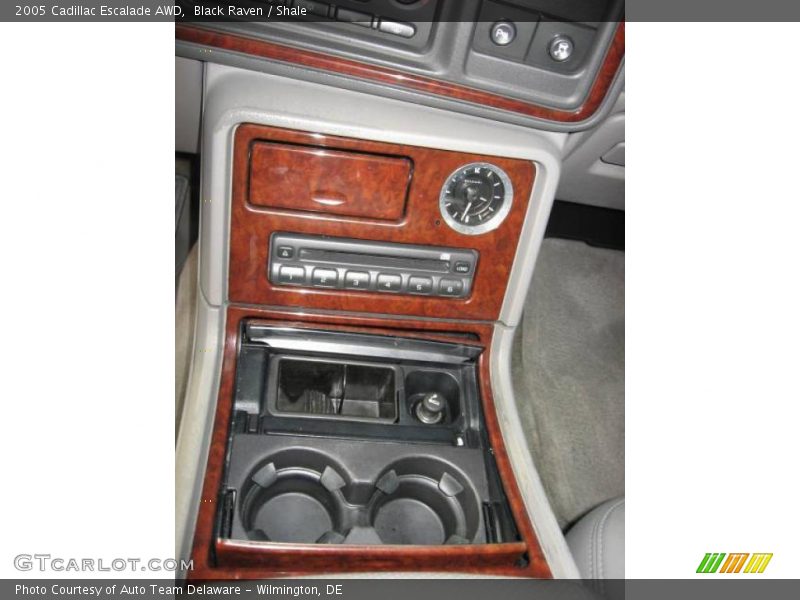 Black Raven / Shale 2005 Cadillac Escalade AWD