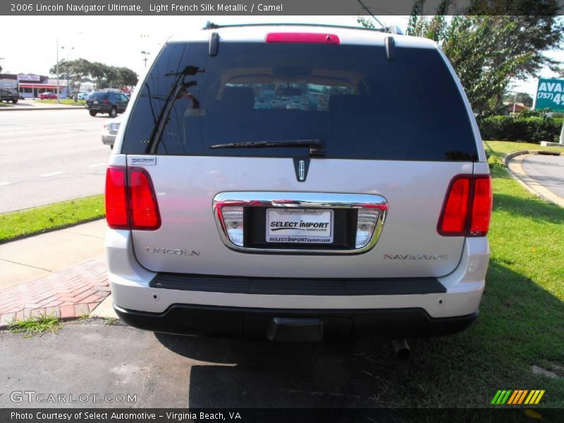 Light French Silk Metallic / Camel 2006 Lincoln Navigator Ultimate