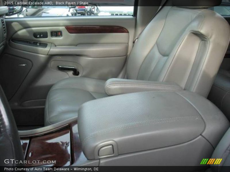 Black Raven / Shale 2005 Cadillac Escalade AWD