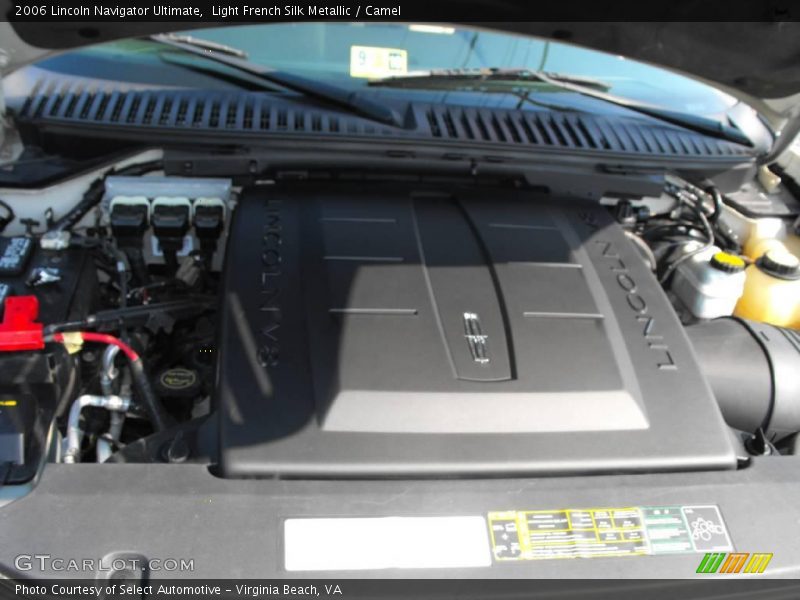 Light French Silk Metallic / Camel 2006 Lincoln Navigator Ultimate