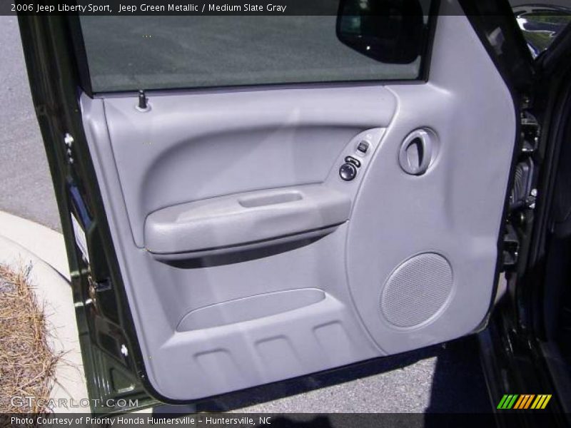 Jeep Green Metallic / Medium Slate Gray 2006 Jeep Liberty Sport