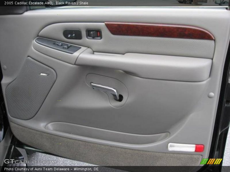Black Raven / Shale 2005 Cadillac Escalade AWD