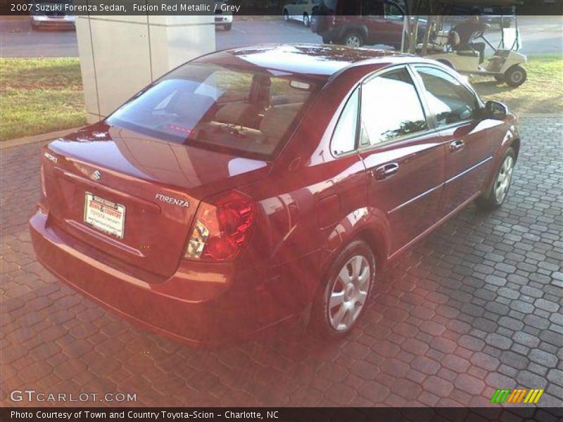 Fusion Red Metallic / Grey 2007 Suzuki Forenza Sedan