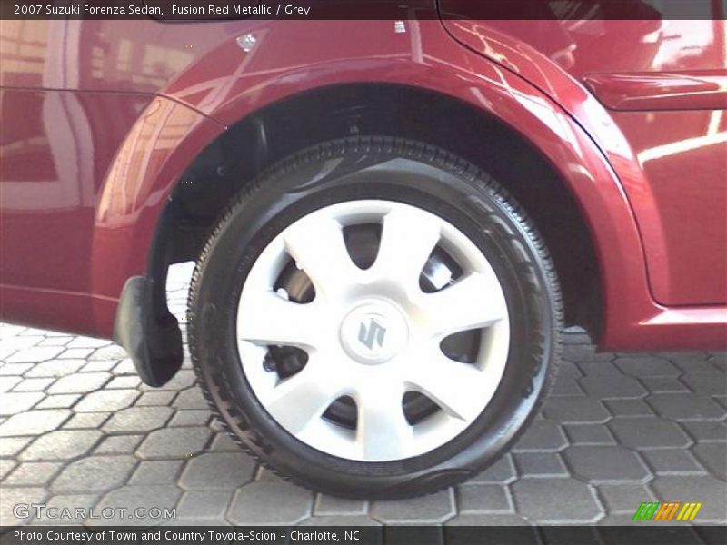 Fusion Red Metallic / Grey 2007 Suzuki Forenza Sedan