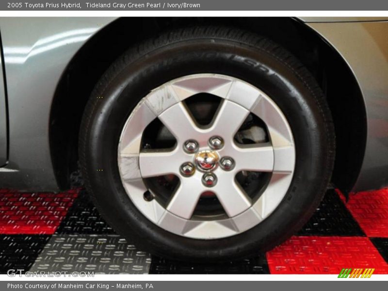 Tideland Gray Green Pearl / Ivory/Brown 2005 Toyota Prius Hybrid
