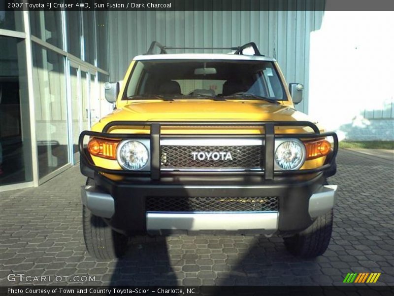 Sun Fusion / Dark Charcoal 2007 Toyota FJ Cruiser 4WD