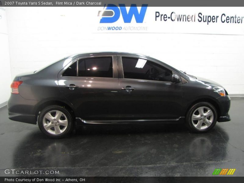 Flint Mica / Dark Charcoal 2007 Toyota Yaris S Sedan