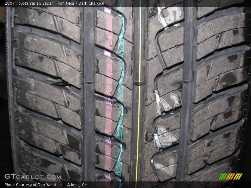 Flint Mica / Dark Charcoal 2007 Toyota Yaris S Sedan