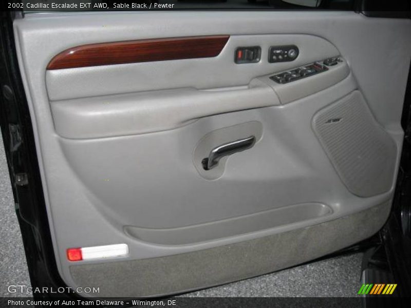 Sable Black / Pewter 2002 Cadillac Escalade EXT AWD