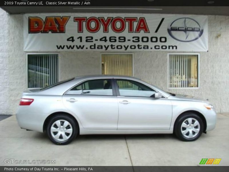 Classic Silver Metallic / Ash 2009 Toyota Camry LE