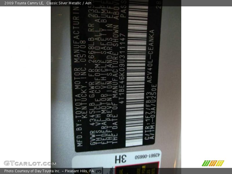 Classic Silver Metallic / Ash 2009 Toyota Camry LE