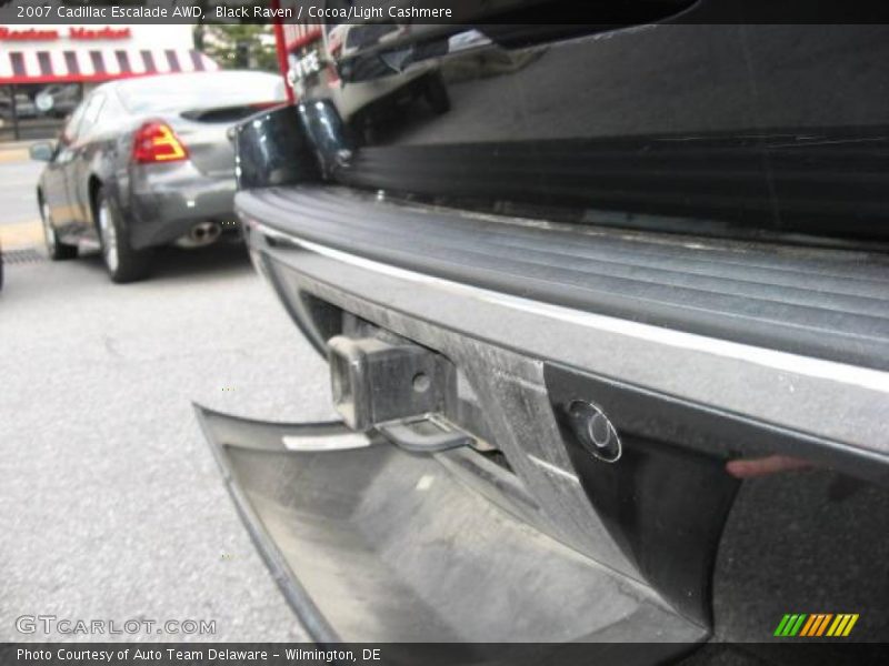 Black Raven / Cocoa/Light Cashmere 2007 Cadillac Escalade AWD
