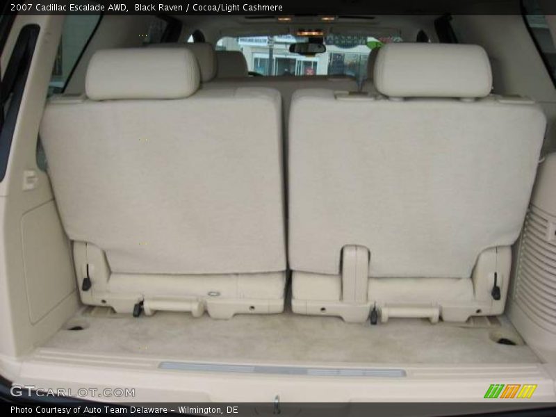 Black Raven / Cocoa/Light Cashmere 2007 Cadillac Escalade AWD